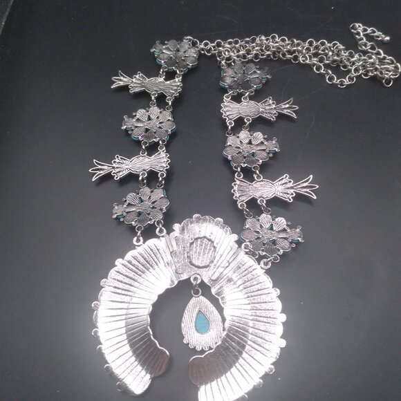 Silver tone Squash Blossom Blue Faux Stone New Necklace - Picture 4 of 5